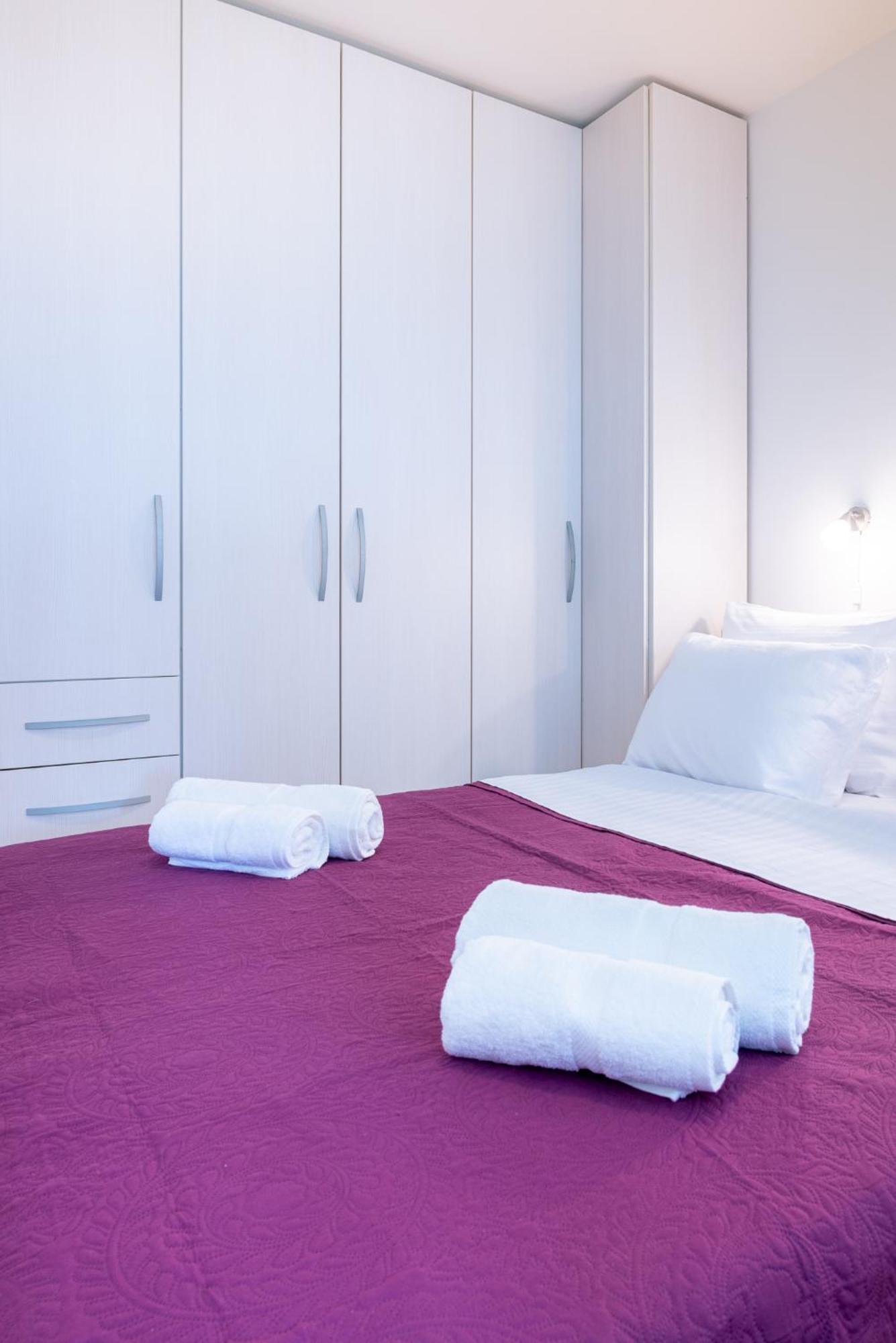 Laplace Apartment